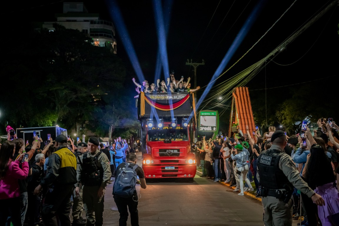 Bierwagen da 36ª Oktoberfest de Igrejinha leva chopp e alegria ao Vale do Paranhana neste sábado (04)