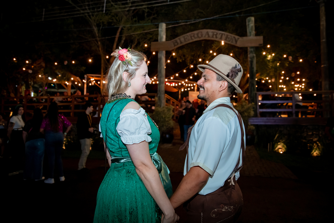 36ª Oktoberfest de Igrejinha valoriza tradição com incentivo ao uso do traje típico