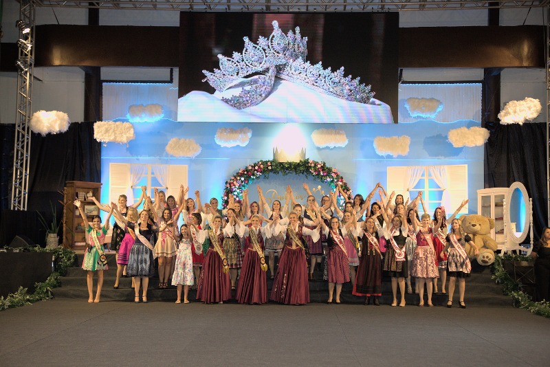 Oktoberfest de Igrejinha anuncia Rainha e Princesas da 34ª edição