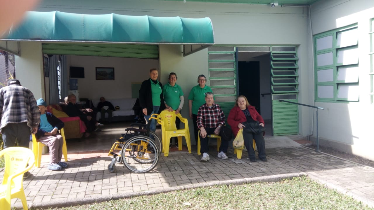 SOCIALIZAÇÃO: Seniorin e grupo Flor da Esperança desenvolvem projeto social